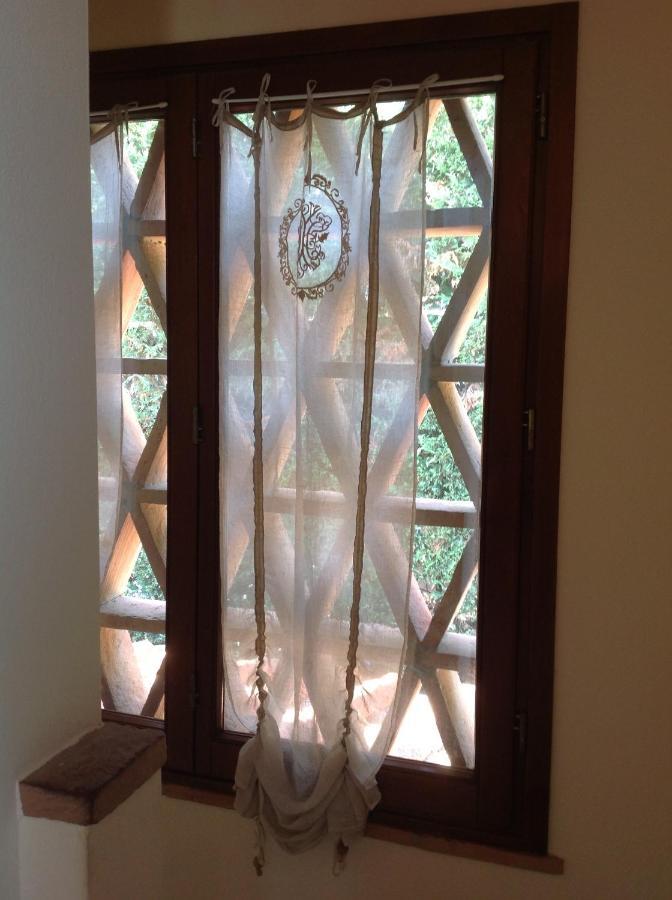 Appartamento Il Vecchio Fienile San Gimignano Bagian luar foto