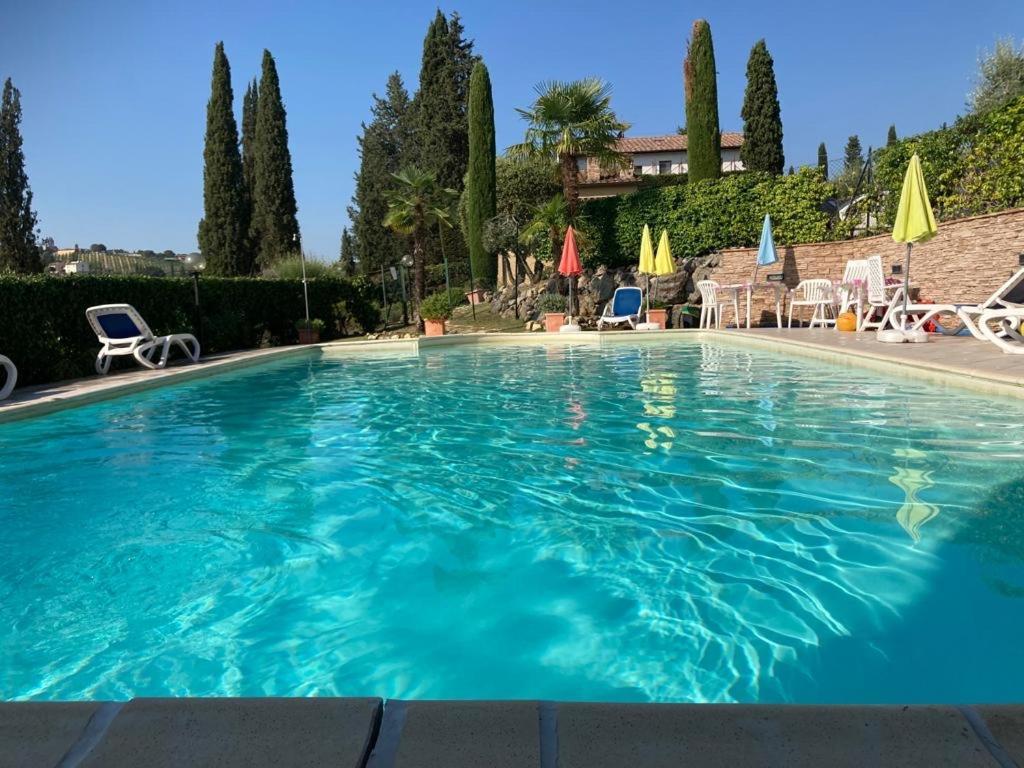 Appartamento Il Vecchio Fienile San Gimignano Bagian luar foto